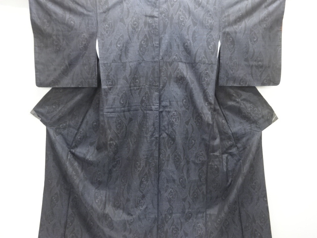 唐草模様織り出し本場泥大島紬着物アンサンブル